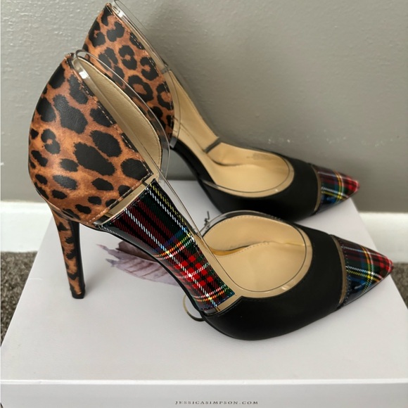 Jessica Simpson Pumps Size 8M - Picture 3 of 6